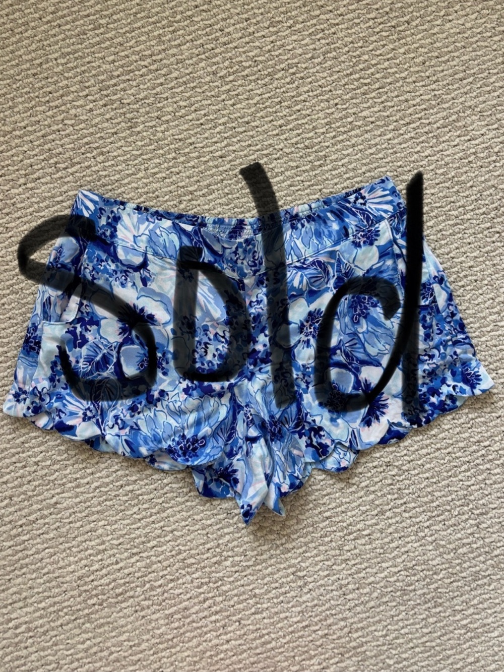 Lilly Pulitzer Women’s Size XL Shorts Blue Floral Scalloped Hem Pockets